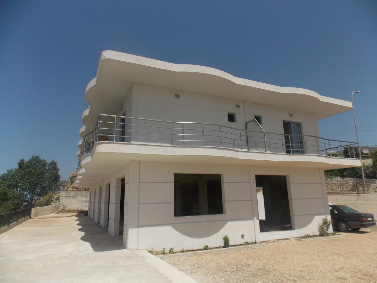 Hotel Irini Sarandë Exterior foto