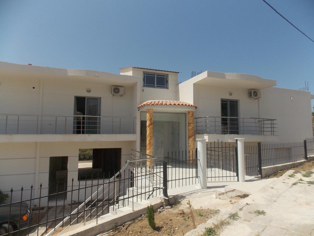 Hotel Irini Sarandë Exterior foto